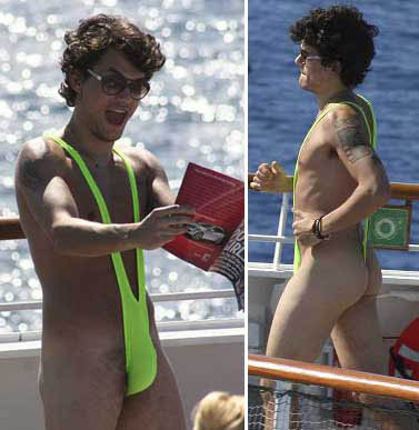 John Mayer as Borat?